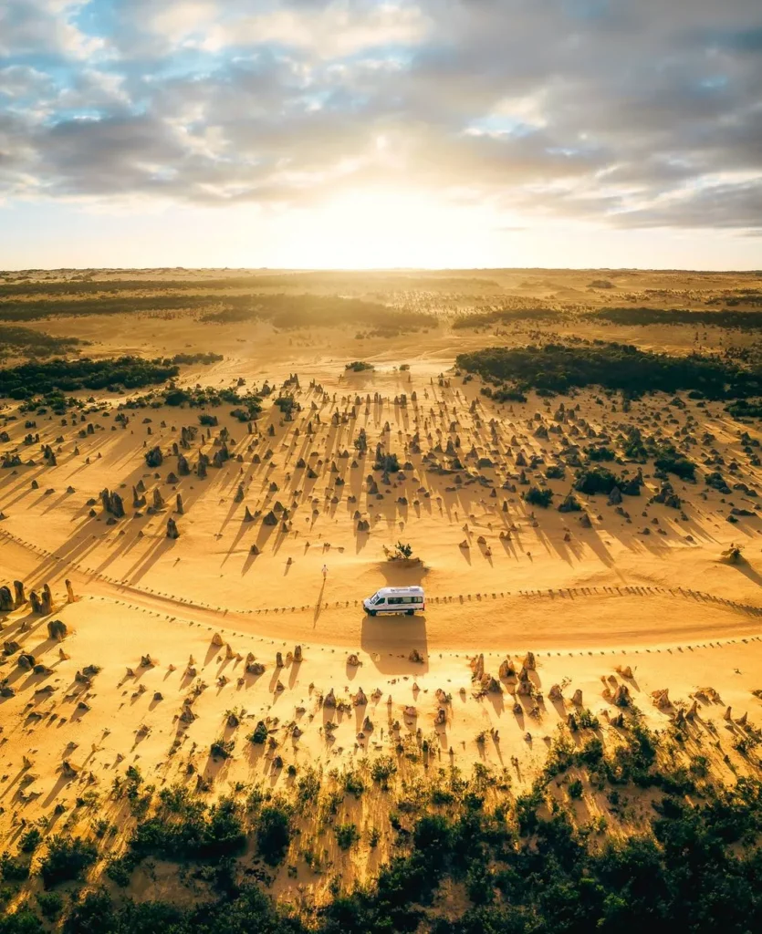 Pinnacles Desert Lookout